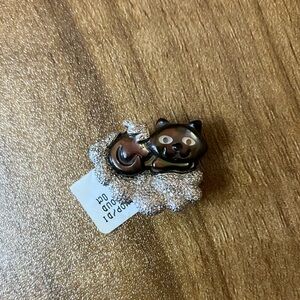 18K Black MOP Cat Brooch with Diamonds